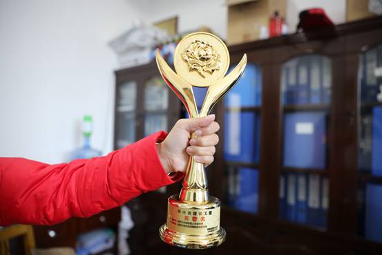 说明: H:\DCIM\100EOS5D\168A3289.JPG